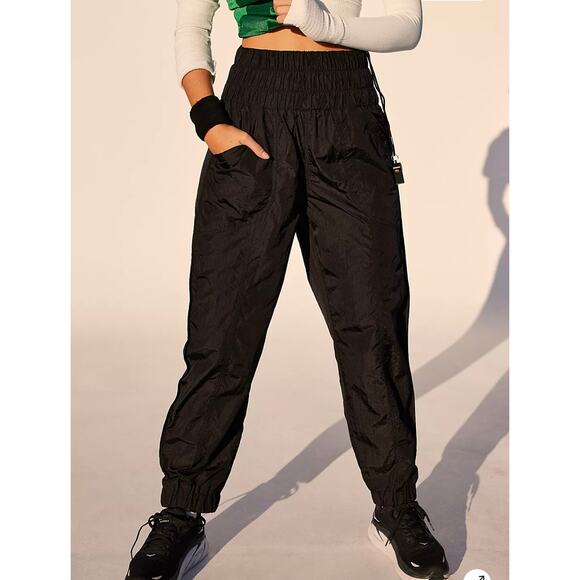 Free People Movement Womens The Way Home Jogger Pants Size M Warmup Black - Picture 2 of 10